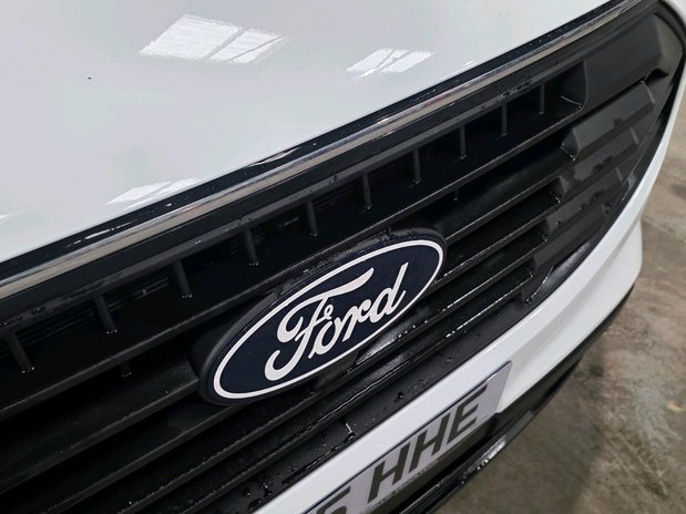 Ford Transit Custom 320 L2 DIESEL FWD 2.0 Eco Blue 136ps H1 Double Cab Van Trend 4