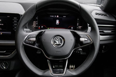 Skoda Kamiq MONTE CARLO TSI DSG 21