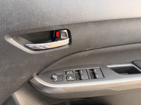 Suzuki Vitara SZ-T BOOSTERJET ALLGRIP MHEV 17