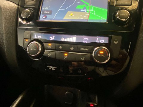 Nissan Qashqai 1.5 Qashqai N-Connecta dCi 5dr 19