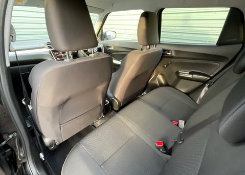 Suzuki Swift SZ-T DUALJET SHVS MHEV 14