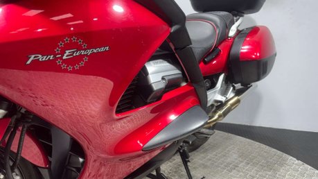 Honda ST 2004 38K FULL LUGGAGE NEW MOT SERVICED BIG CC TOURER BIKE 34