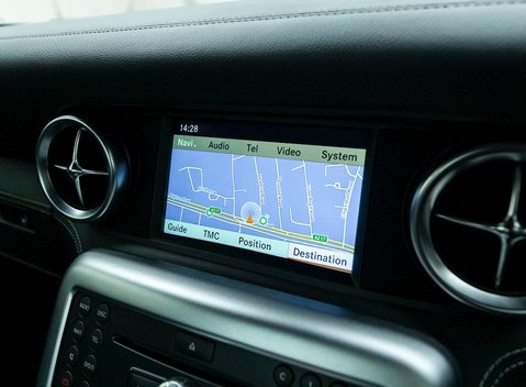 Mercedes-Benz SLS AMG 17