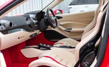 Ferrari F8 Tributo Spider 17