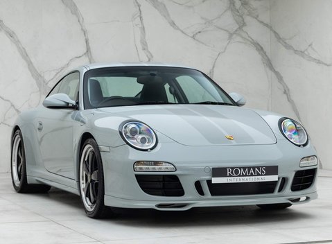 Porsche 911 (997) Sport Classic 2