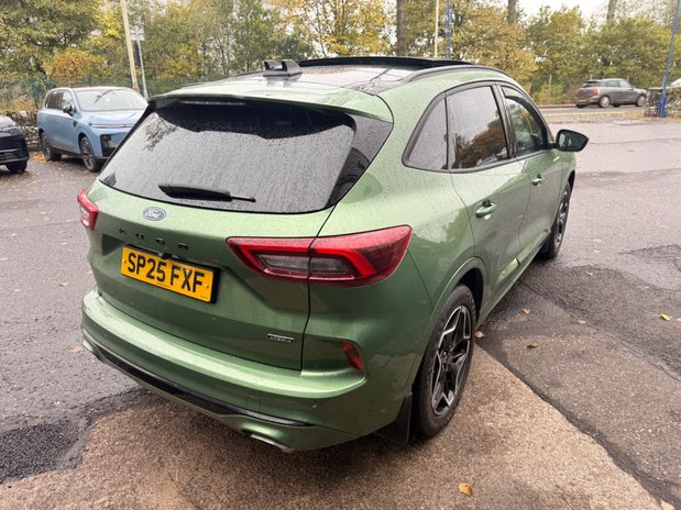 Ford Kuga ST-LINE X 7