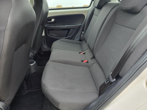 Volkswagen Up 1.0 Move up! Euro 6 (s/s) 5dr 21