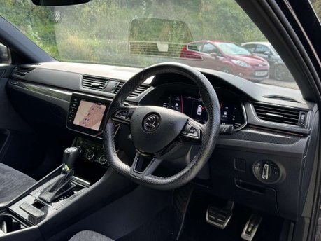Skoda Superb 2.0 Superb SportLine+ TDI Semi-Auto 5dr 17