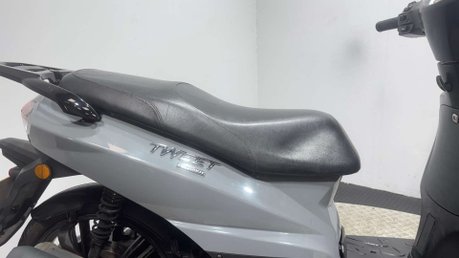 Peugeot Tweet GT 2023 RUNNING PROJECT LEARNER SCOOTER 125CC NEEDS WORK 25