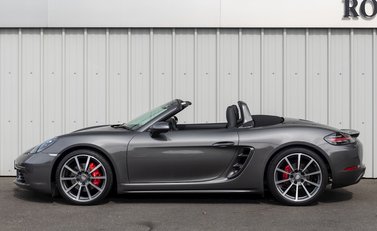 Porsche 718 Boxster S 2