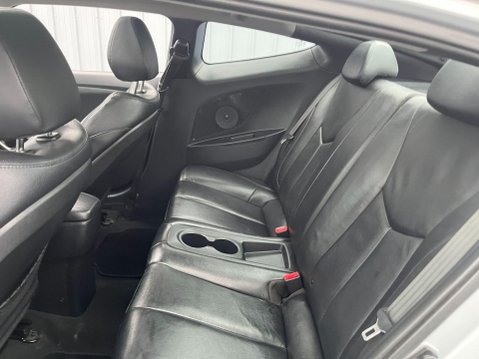 Hyundai Veloster 1.6 GDi Sport Euro 5 4dr 35