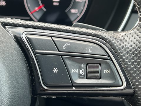 Audi A4 2.0 TFSI 35 Black Edition Saloon 4dr Petrol S Tronic Euro 6 (s/s) (150 ps) 22