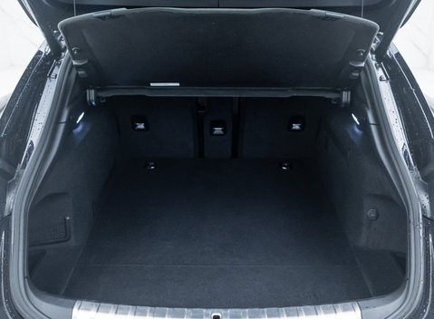 Porsche Taycan TURBO S CROSS TURISMO 46