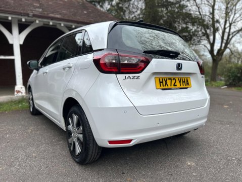 Honda Jazz I-MMD SR 2