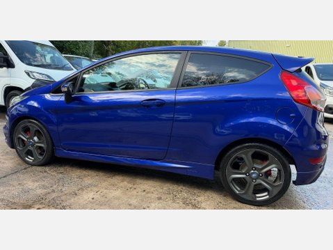 Ford Fiesta 1.6T EcoBoost ST-3 Hatchback 3dr Petrol Manual Euro 5 (s/s) (182 ps) 11