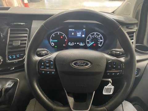 Ford Transit Custom 300 LIMITED DCIV ECOBLUE 15