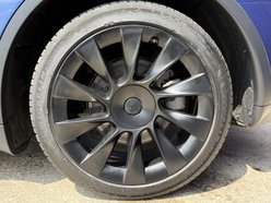Tesla Model Y (Dual Motor) Long Range SUV 5dr Electric Auto 4WDE (384 bhp) 16