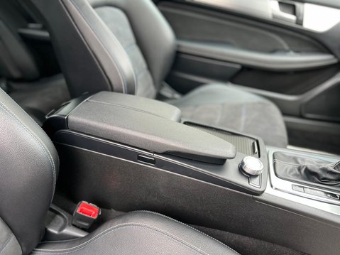 Mercedes-Benz C Class C220 CDI AMG SPORT EDITION 31