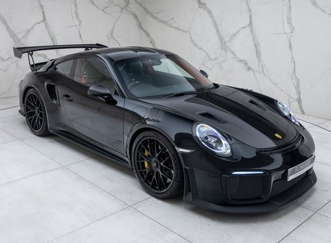 Porsche 911 (991) GT2 RS Weissach 8