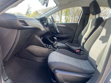 Vauxhall Corsa 1.2 Corsa SE 5dr 32