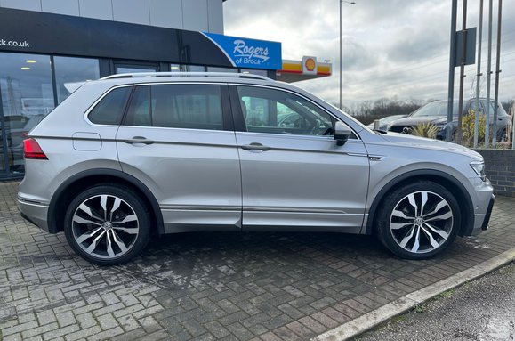 Volkswagen Tiguan SEL 1.5 TSI EVO DSG AUTOMATIC 11