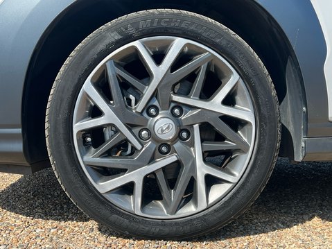 Hyundai KONA GDI PREMIUM 4
