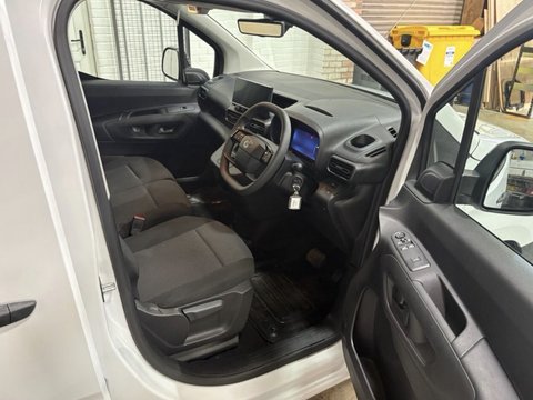 Toyota Proace City L2 ICON 11