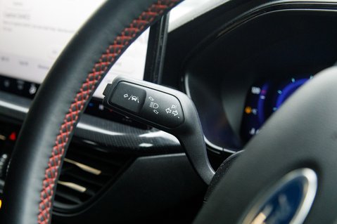 Ford Focus ST-LINE VIGNALE MHEV 17