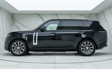 Land Rover Range Rover P460e Autobiography LWB 2