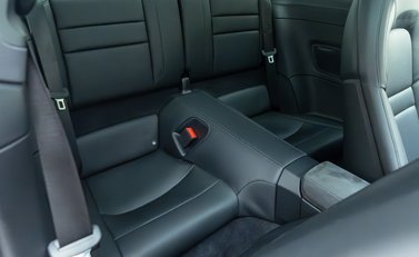 Porsche 911 Carrera 4 (992) 14