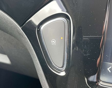 Vauxhall Corsa 1.4 Corsa Limited Edition ecoFLEX 3dr 34