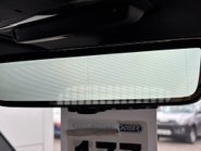 Land Rover Defender 90 D300 Hard Top X-Dynamic HSE 33