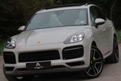 Porsche Cayenne 3.0 V6 E-Hybrid 17.9kWh Platinum Edition TiptronicS 4WD Euro 6 (s/s) 5dr (3 2
