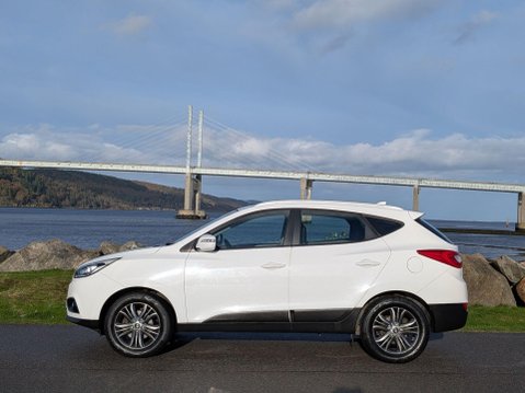Hyundai ix35 2.0 CRDi SE 4WD Euro 5 5dr (Nav) 8