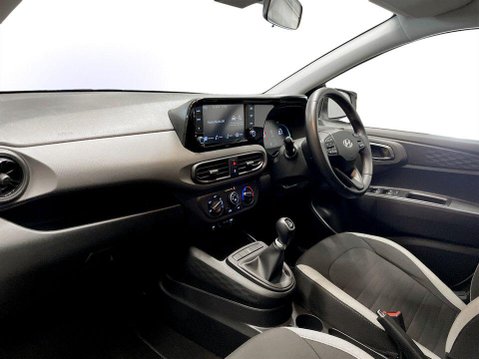 Hyundai i10 1.0 Advance Hatchback 5dr Petrol Manual Euro 6 (s/s) (67 ps) Cruise Contro 15