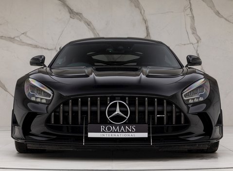 Mercedes-Benz Amg GT Black Series 4
