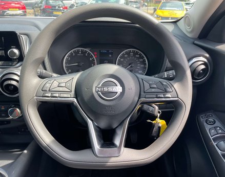 Nissan Juke 1.0 Juke Visia DiG-T 5dr 19