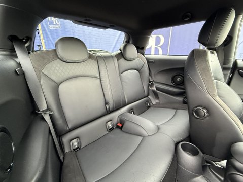 Mini Hatch 2.0 Cooper S Sport Hatchback 3dr Petrol Steptronic Euro 6 (s/s) (192 ps) 22