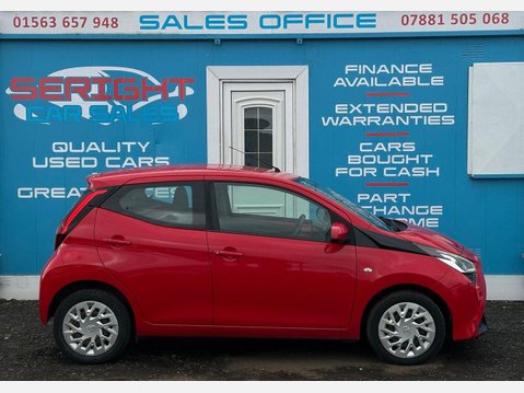 Toyota Aygo 1.0 VVT-i x-play Hatchback 5dr Petrol Manual Euro 6 (71 ps) 2