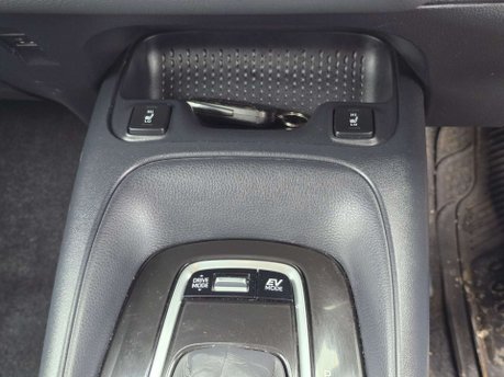 Toyota Corolla 1.8 VVT-h Icon Tech Hatchback 5dr Petrol Hybrid CVT Euro 6 (s/s) (122 ps) 42