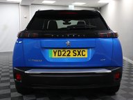 Peugeot 2008 GT PREMIUM 8