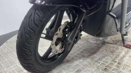 Honda PCX WW 2013 29K NEW MOT 125CC LEARNER SCOOTER SERVICED WARRANTY 18