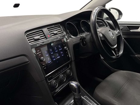 Volkswagen Golf e-Golf 5dr 1