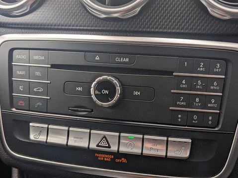 Mercedes-Benz GLA GLA200 SE 29
