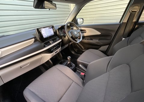 Suzuki Swift MOTION 16