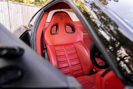 Ferrari 599 GTB FIORANO F1. COMPREHENSIVE HISTORY. CARBON FIBRE DRIVER ZONE. BOSE. 12