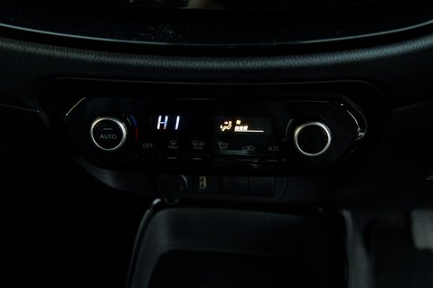 Toyota Aygo X VVT-I EDGE 31