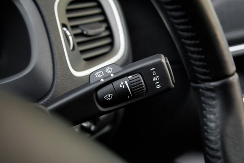 Volvo V40 D3 INSCRIPTION 17