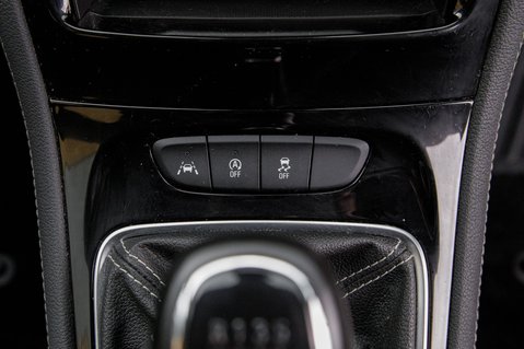 Vauxhall Astra ELITE NAV 30