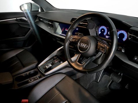 Audi A3 1.5 TFSI 35 Sport Saloon 4dr Petrol S Tronic Euro 6 (s/s) (150 ps) Air Con 12